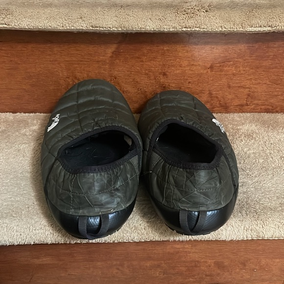 The North Face Men’s Shoes Size 11 In Like New In Excellent Condition - Picture 5 of 11